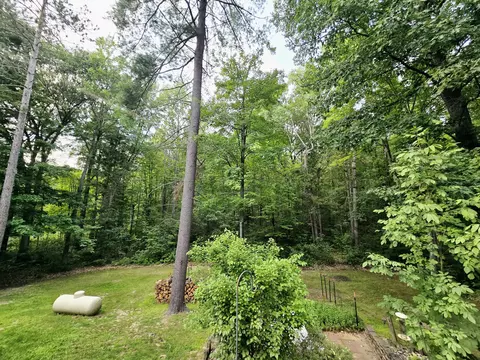 Exterior - 9535 E Sunset Dr, Roscommon, MI 48653 photo 11 of 14