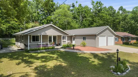 4350 E Vail Ln, Gaylord, MI 49735