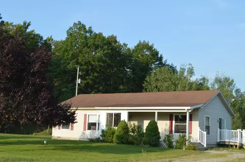 240 Davis Rd, Mio, MI 48647