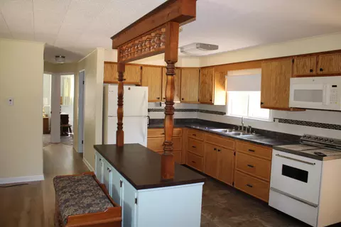 Kitchen - 4701 Frank Dr, Comins, MI 48619 photo 2 of 2