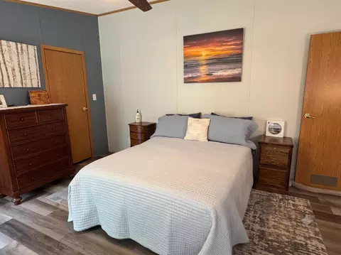 Bedroom - 6229 E Brutus Rd, Alanson, MI 49706 photo 1 of 4