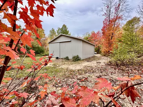 5849 Pewamo Trl, Gaylord, MI 49735