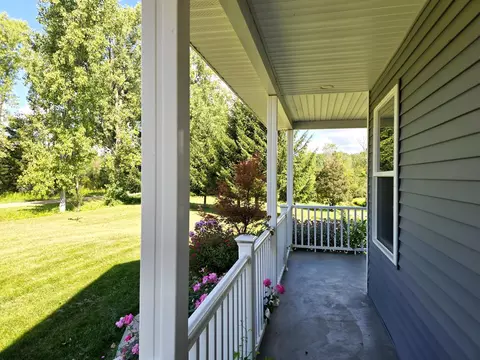 Exterior - 4150 Ash Ln, Gladwin, MI 48624 photo 5 of 14