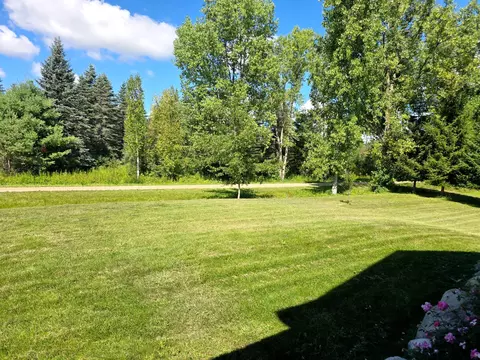 Exterior - 4150 Ash Ln, Gladwin, MI 48624 photo 11 of 14