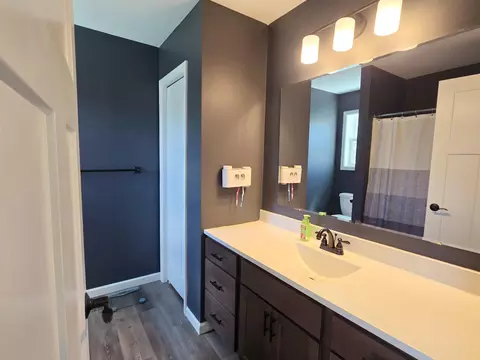 Bath - 4150 Ash Ln, Gladwin, MI 48624 photo 2 of 5
