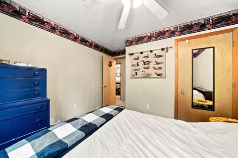 Bedroom - 104 Heidi Ct, Roscommon, MI 48653 photo 4 of 5