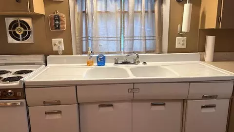 Kitchen - 3713 Deepwoods Rd, Roscommon, MI 48653 photo 1 of 2