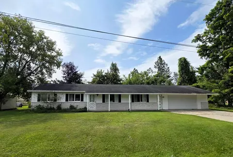 1065 Hilton Dr, Alpena, MI 49707