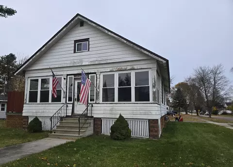728 S 8th Ave, Alpena, MI 49707 photo 2