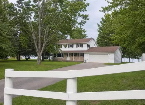 5476 Michigan 33, Onaway, MI 49765