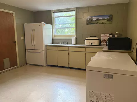 Kitchen - 2364 Vanyea Rd, Cheboygan, MI 49721 photo 2 of 2
