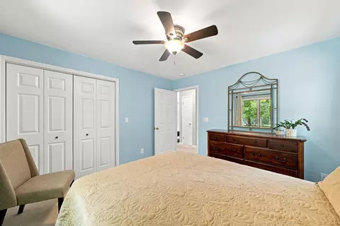 Bedroom - 312 Division St, Roscommon, MI 48653 photo 3 of 8