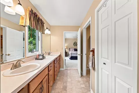 Entry Way - 312 Division St, Roscommon, MI 48653 photo 1 of 4
