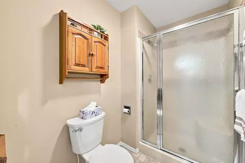 Bath - 312 Division St, Roscommon, MI 48653 photo 2 of 3