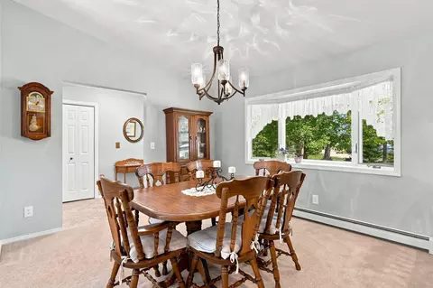 Dining - 312 Division St, Roscommon, MI 48653 photo 2 of 4