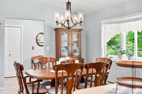 Dining - 312 Division St, Roscommon, MI 48653 photo 4 of 4