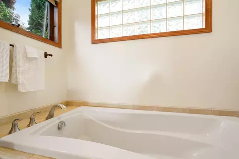 Bath - 4325 E Burt Lake Rd, Cheboygan, MI 49721 photo 3 of 7