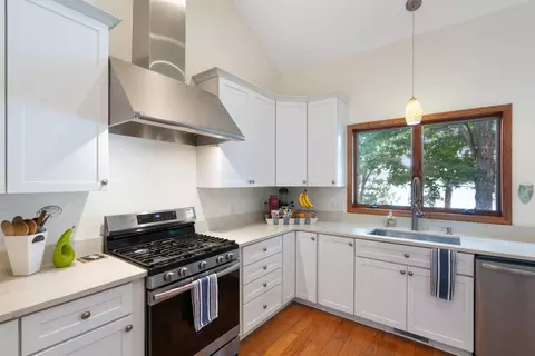 Kitchen - 4325 E Burt Lake Rd, Cheboygan, MI 49721 photo 8 of 10
