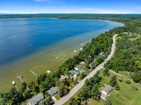View/Area - 4325 E Burt Lake Rd, Cheboygan, MI 49721 photo 6 of 12