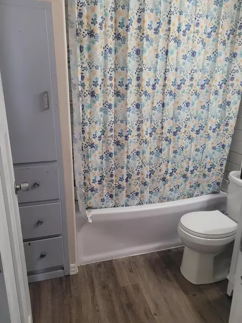 Bath - 326 S Main St, Fowler, MI 48835 photo 2 of 3