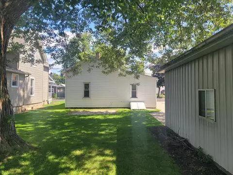 Exterior - 326 S Main St, Fowler, MI 48835 photo 3 of 5