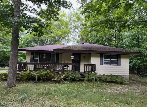 6550 Samp Rd, Alpena, MI 49707