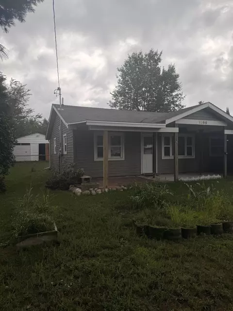 1366 Ontario Rd, Saint Helen, MI 48656