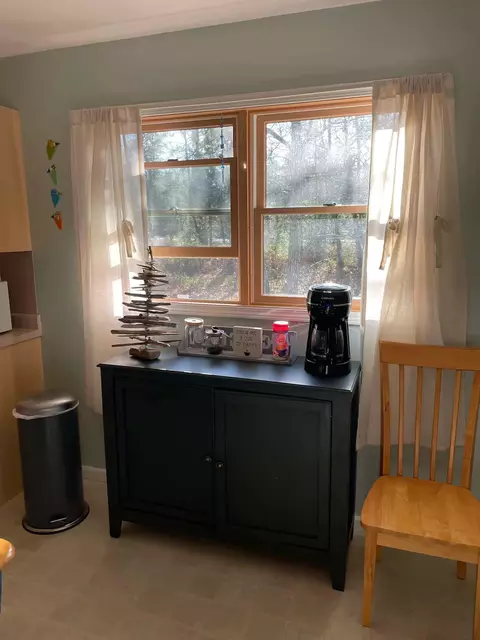 Kitchen - 15863 N Us 23, Ocqueoc, MI 49759 photo 5 of 7
