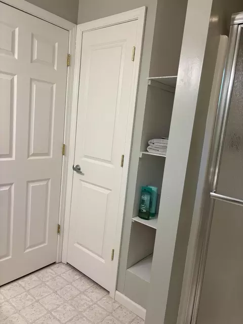 Bath - 15863 N Us 23, Ocqueoc, MI 49759 photo 9 of 10