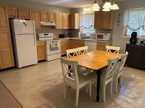 Kitchen - 15863 N Us 23, Ocqueoc, MI 49759 photo 1 of 7