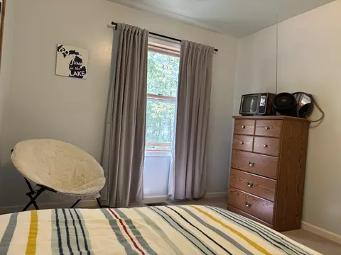 Bedroom - 15863 N Us 23, Ocqueoc, MI 49759 photo 6 of 10