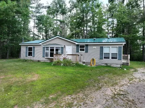 2793 Pine Grove Rd, Gaylord, MI 49735
