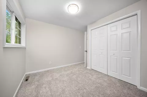 Bedroom - 4960 Dawn Dr, Grayling, MI 49738 photo 7 of 8