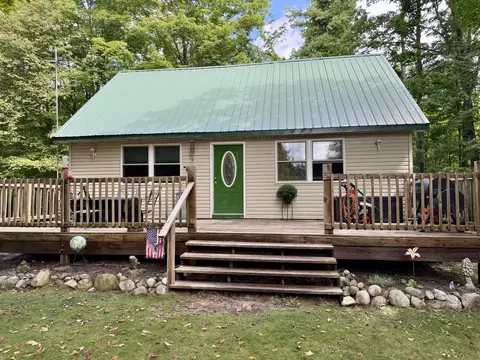 9283 Cutover Dr, Elmira, MI 49730