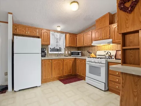 Kitchen - 6691 Boone Ln, Vanderbilt, MI 49795 photo 1 of 1