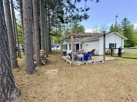 Exterior - 3175 W Maplehurst Dr, Roscommon, MI 48653 photo 7 of 12