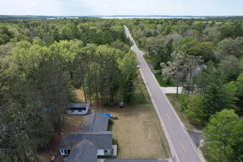 View/Area - 3175 W Maplehurst Dr, Roscommon, MI 48653 photo 3 of 4