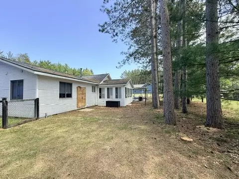 Exterior - 3175 W Maplehurst Dr, Roscommon, MI 48653 photo 10 of 12