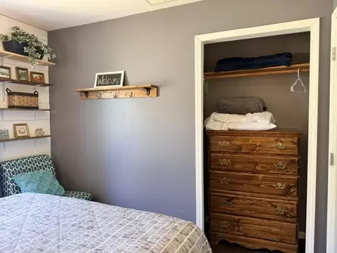 Bedroom - 3175 W Maplehurst Dr, Roscommon, MI 48653 photo 4 of 8