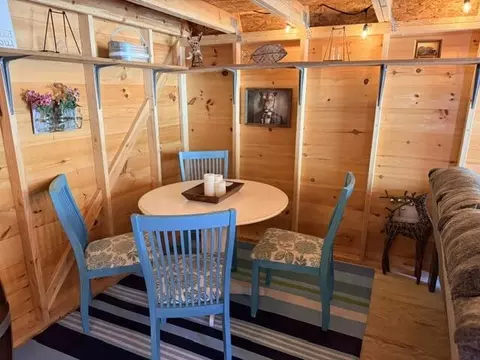 Dining - 3175 W Maplehurst Dr, Roscommon, MI 48653 photo 3 of 3