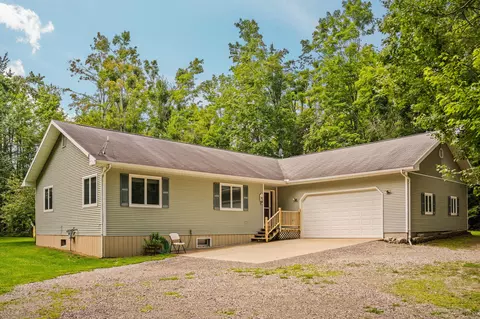 2099 Deepwoods Dr, Gaylord, MI 49735