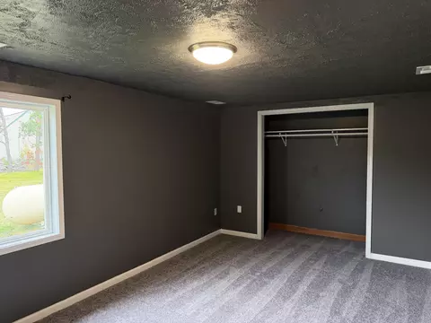 Bedroom - 1638 S Stephan Bridge Rd, Grayling, MI 49738 photo 2 of 4
