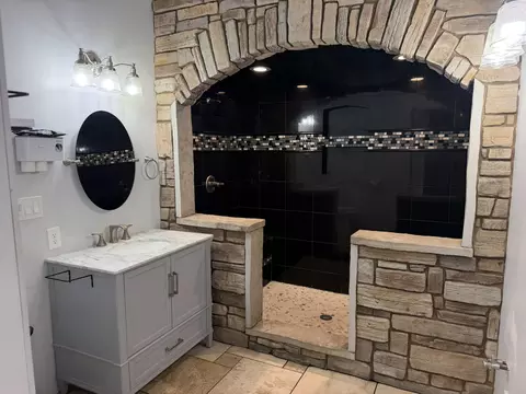 Bath - 1638 S Stephan Bridge Rd, Grayling, MI 49738 photo 1 of 1