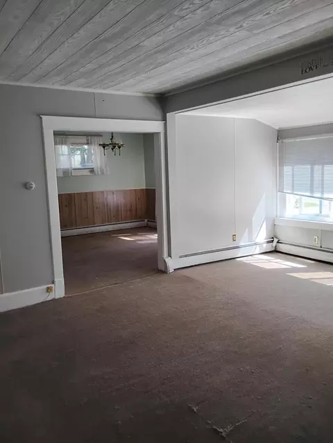 Living - 639 Duncan Ave, Cheboygan, MI 49721 photo 2 of 3