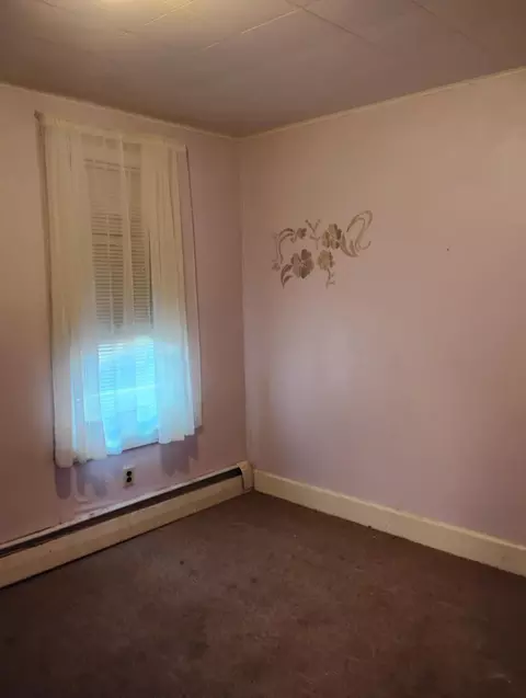 Bedroom - 639 Duncan Ave, Cheboygan, MI 49721 photo 1 of 2