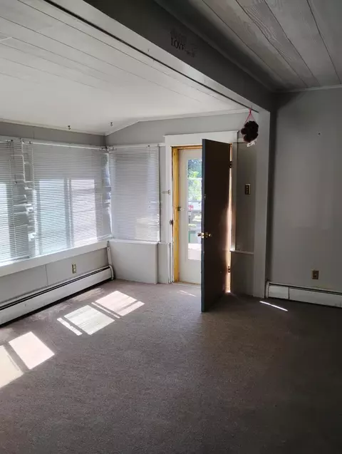 Living - 639 Duncan Ave, Cheboygan, MI 49721 photo 3 of 3