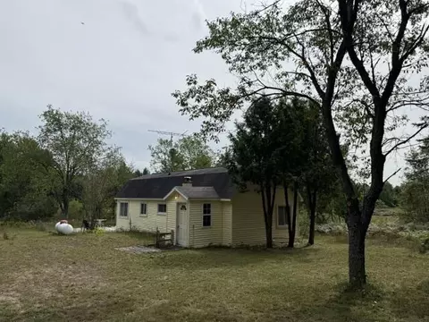 Exterior - 10948 Beaver Pond Dr, Frederic, MI 49733 photo 6 of 6