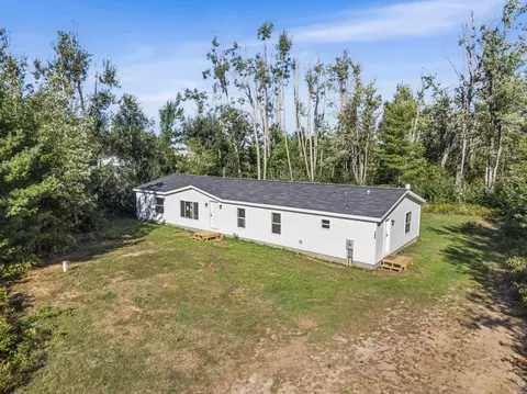 783 Woodhaven Ct, Gaylord, MI 49735