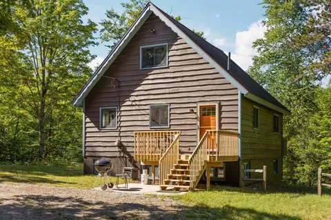 9274 Hunters Rdg, Gaylord, MI 49735
