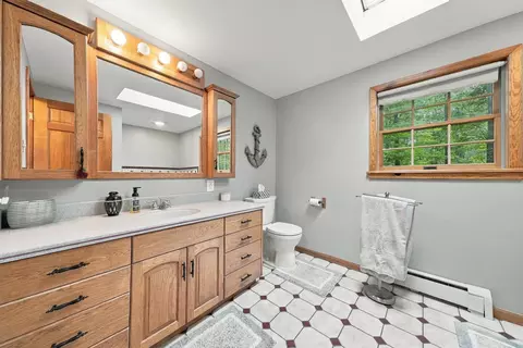 Bath - 215 Cardinal Ave, Roscommon, MI 48653 photo 3 of 4